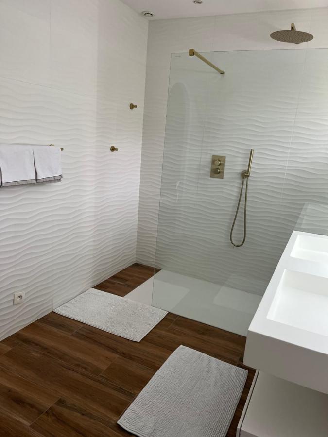 Chambres D'Hotes Villa La Louisiane Арес Екстериор снимка